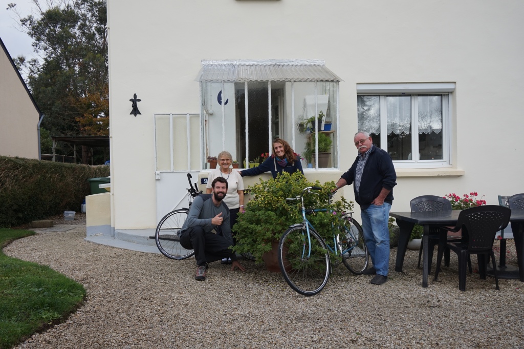 19 novembre, notre première étape d'entrainement : chez Patrick et Grand-mère à la Forest-Landerneau ! 